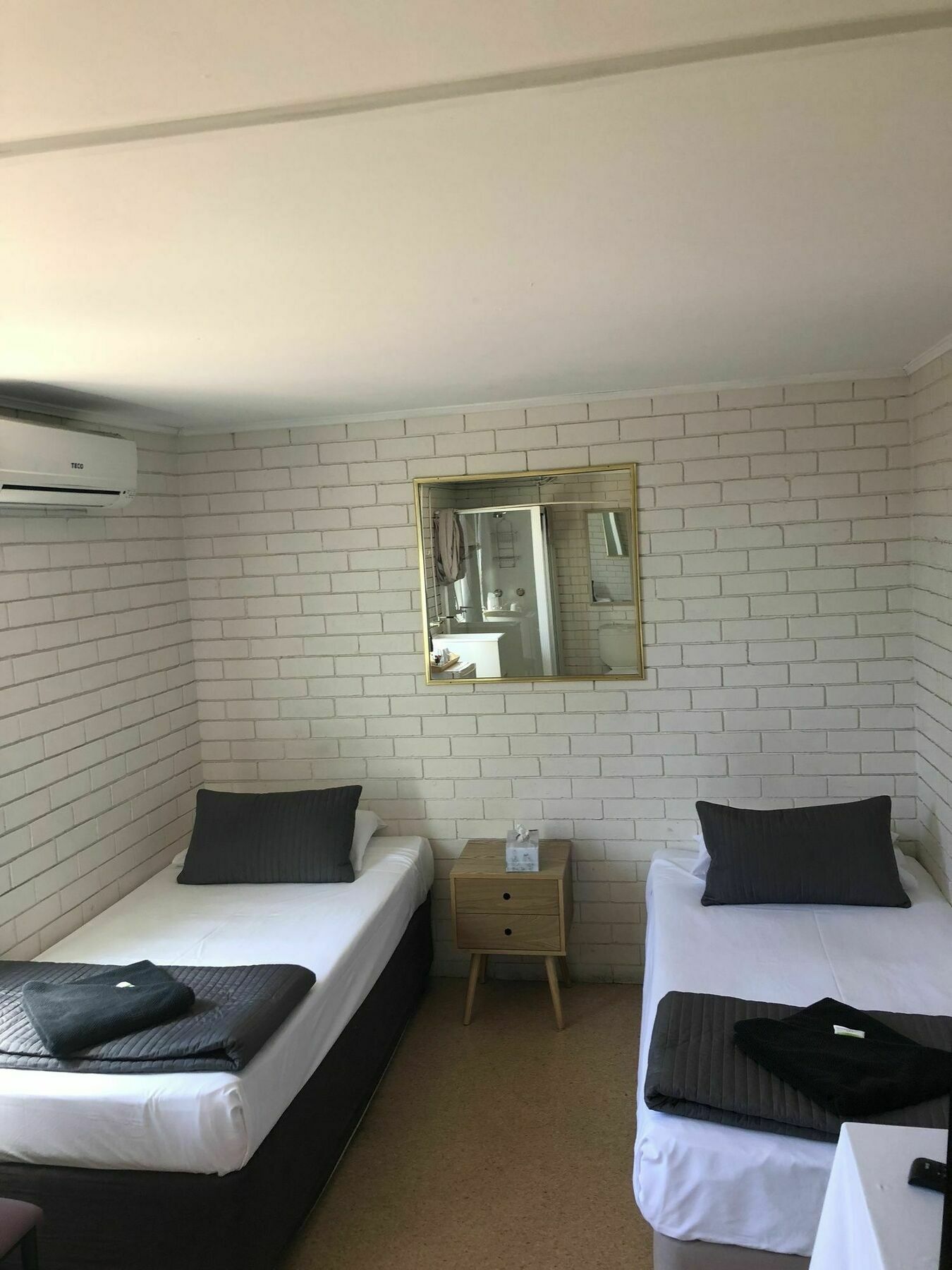 Kingsford Riverside Inn Brisbane Zewnętrze zdjęcie