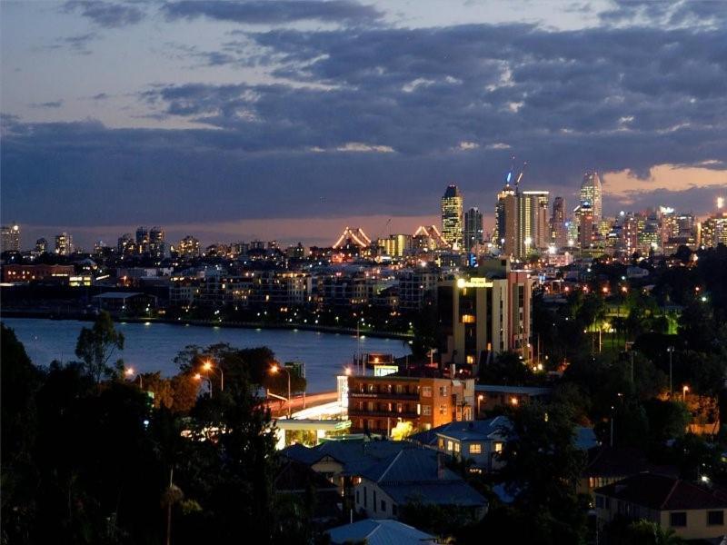 Kingsford Riverside Inn Brisbane Zewnętrze zdjęcie